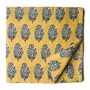 Precut 0.75 meter - Printed Cotton Fabric