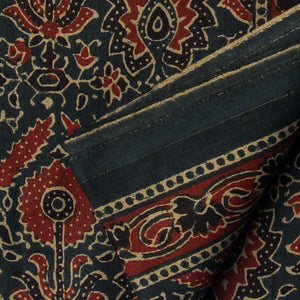Precut 0.75 meter - Printed Cotton Fabric